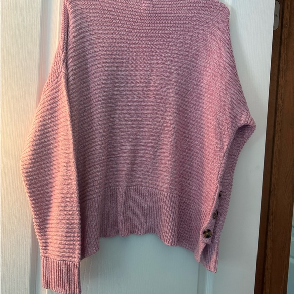 SALE! Pink Women's XL Long Sleeve Sweater - Picture 3 of 14